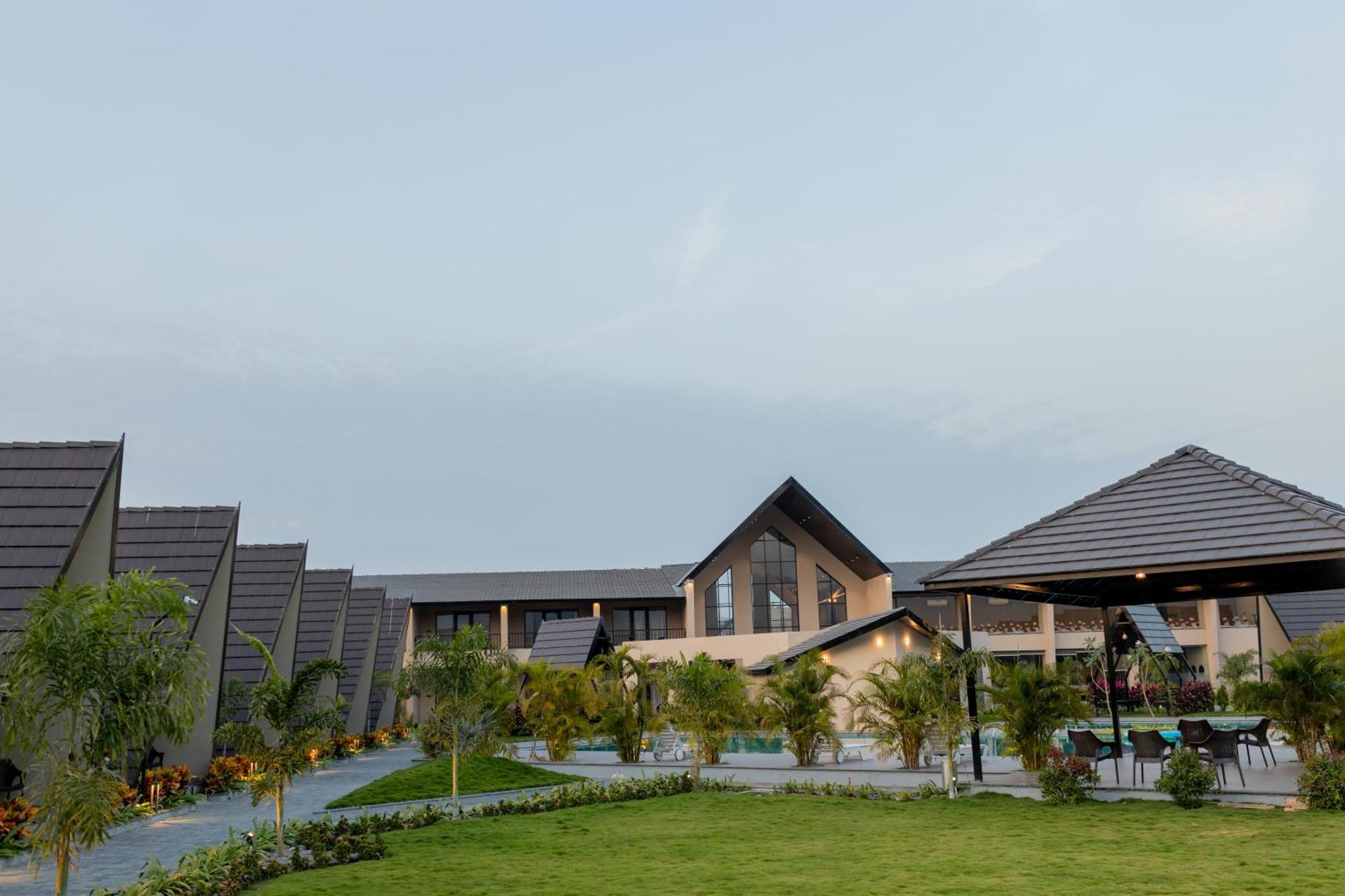 Regenta Resort Vindhyachal, Statue Of Unity Kevadia Bagian luar foto